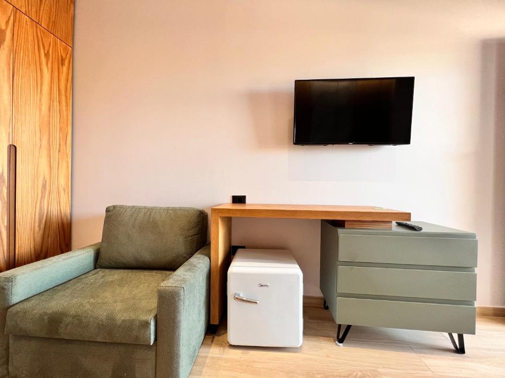 Happy Stay Hotel